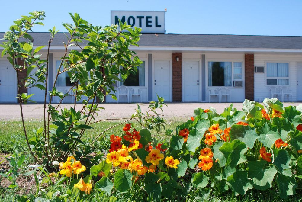 Tantramar Motel Секвілл Екстер'єр фото